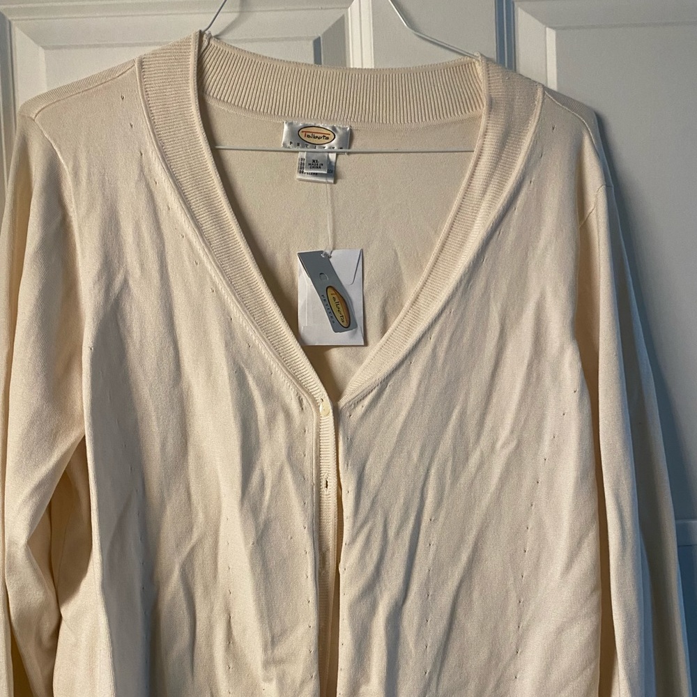 Talbots V-neck cream colored petite XL cardigan sweater